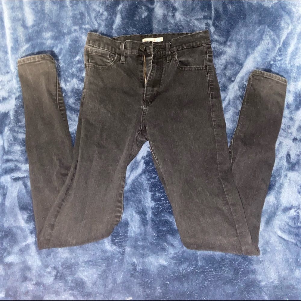 Women LEVI skinny jeans